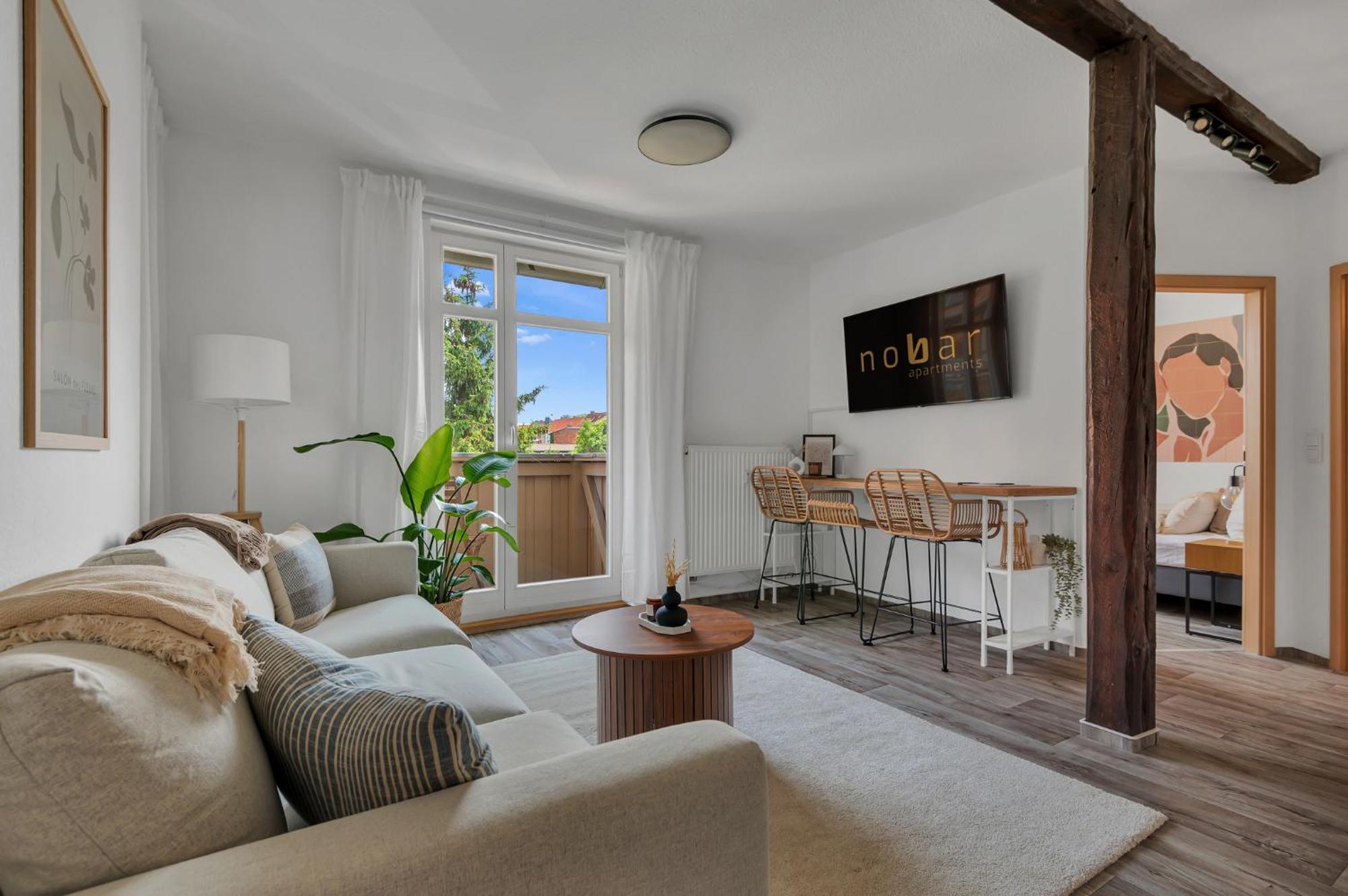 Tiny - Innenstadt - Balkon - Smart Tv Apartment